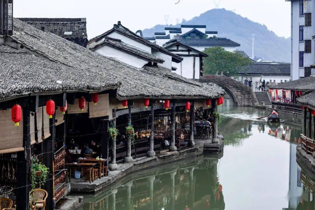 红莲之王